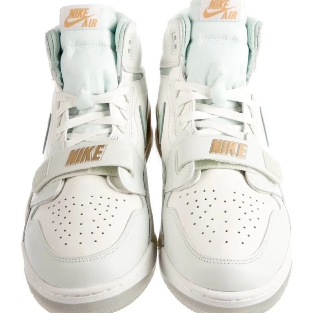 Nike Air Jordan Legacy 312 Sneakers